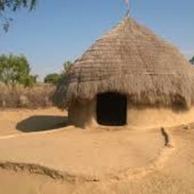 Timeline: houses people used to live in the desert.