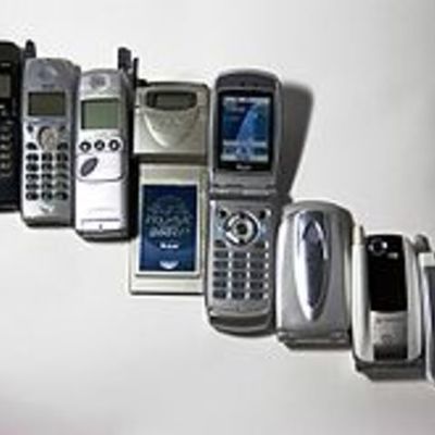 Timeline: Multimedia: Cellphones