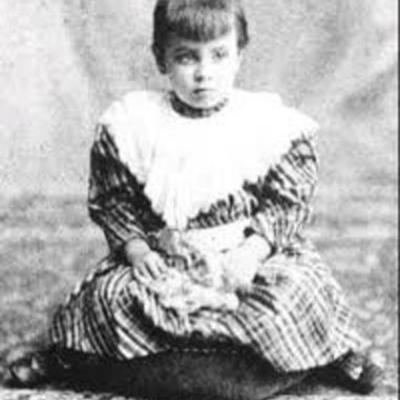 Timeline: Biografía de Jorge Luis Borges