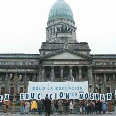 Timeline: Historia de las Leyes Educativas en la República Argentina
