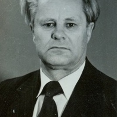 Timeline: Життєвий та науковий шлях Івана Захаровича Ковальова