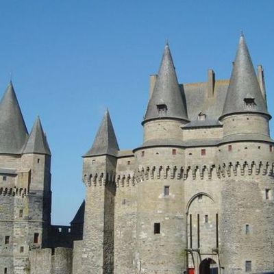 Timeline: EDAD MEDIA