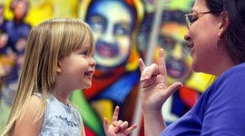 Timeline: LA HISTORIA DE LOS NIÑOS SORDOS