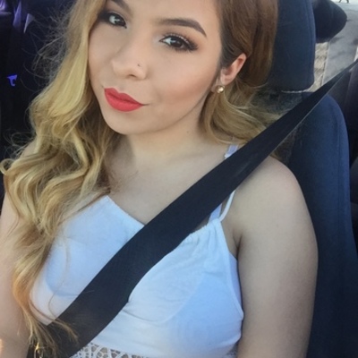 Timeline: Yarely's Life