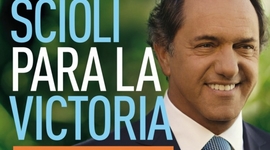 Timeline: Daniel Scioli - Comunicando Política