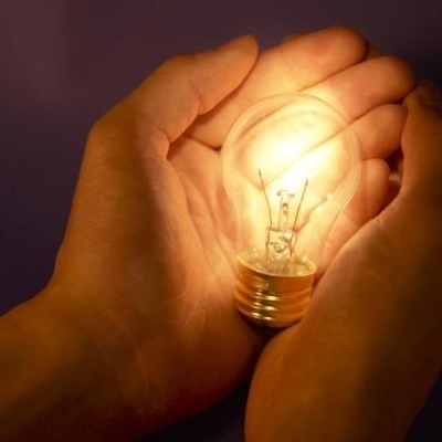 Timeline: La luz en la Historia