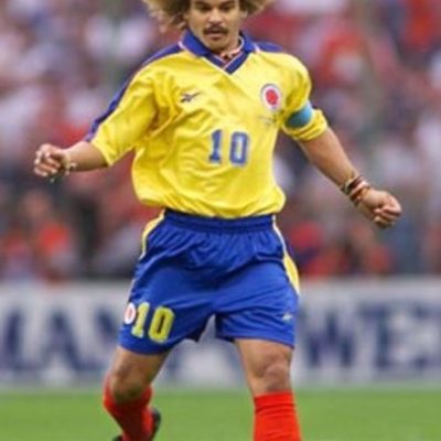 Timeline: El Fútbolista : Carlos "El Pbe" Valderrama