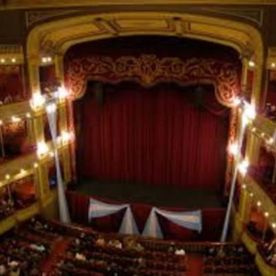Timeline: el mundo del teatro