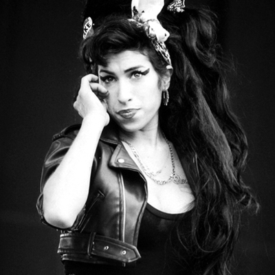 Timeline: Amy, la último del grupo de 27