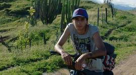 Timeline: Biografia de Yair.