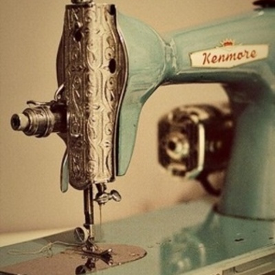 Timeline: Historia de la maquina de coser  (Alejandra de la cruz hernadez)