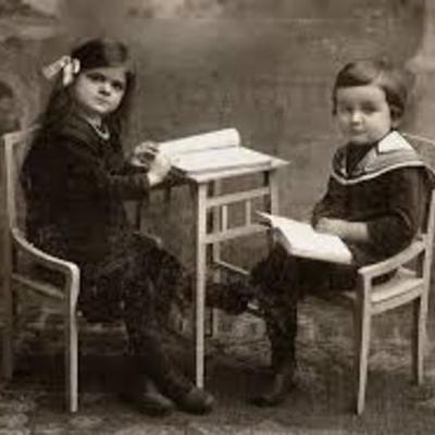 Timeline: Historia de la infancia