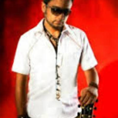 Timeline: TrayectoriaAlex Campos - Mayra Valencia