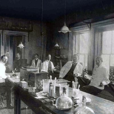 Timeline: 10 Greatest Bio-Med. discoveries in the last 400 years