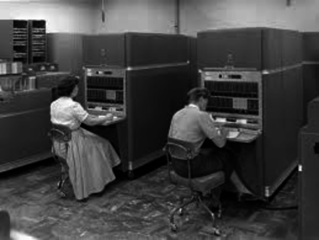 Rca 501 Computer LAS CINCO GENERACIONES DE COMPUTADORAS timeline | Timetoast timelines