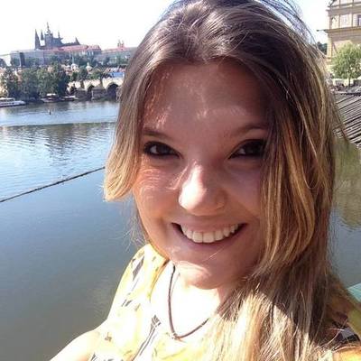 Timeline: A bela vida de Débora Brotto