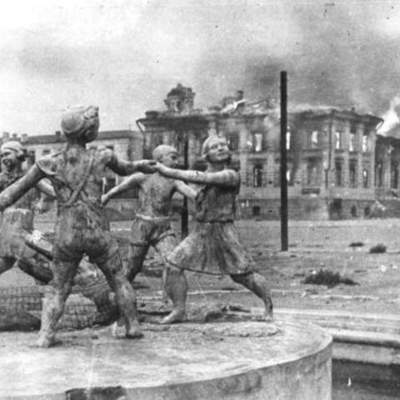 Timeline: Invasión de Stalingrado II Guerra Mundial   Ricardo Polanco  Diego Ruiz  III B