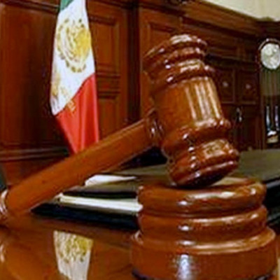 Timeline: Revisión Histórica del Sistema Constitucional Mexicano