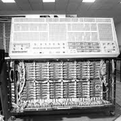 Timeline: Historia de la Computadora