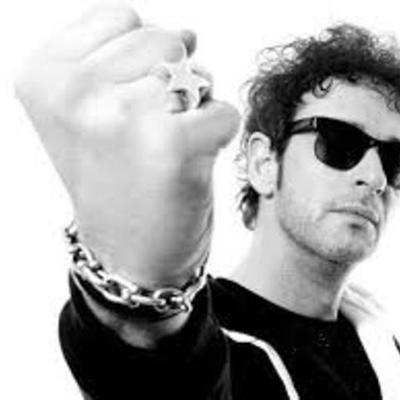 Timeline: La Vida de Gustavo Cerati