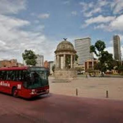 Timeline: Historia del transporte en Bogotá