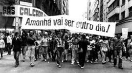 Timeline: Ditadura - Democracia