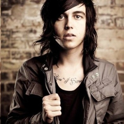 Timeline: La Vida De Kellin Quinn