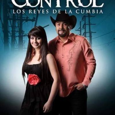 Timeline: La Vida de Jennifer Degollado