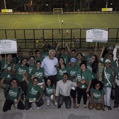 Timeline: 12 horas con Federico Restrepo por Medellín