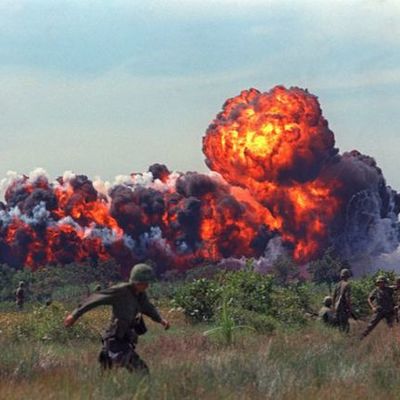 Timeline: Рубежная пресса о войне во Вьетнаме