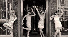 Timeline: The Roarin' 20's