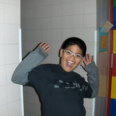 Timeline: La vida d'Arian