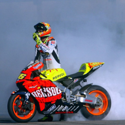 Timeline: Valentino Rossi, una leyenda (por Iker Gutiérrez)