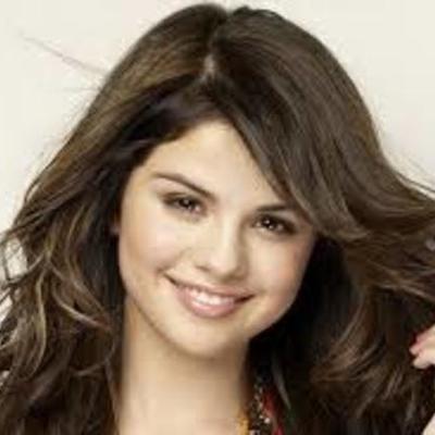 Timeline: SELENA GÓMEZ