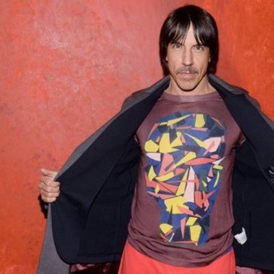 Timeline: Anthony Kiedis abeslariaren urtebetetzea