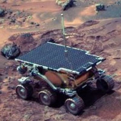 Timeline: http://www.gotronic.fr/userfiles/www.gotronic.fr/Chronologie-Robotique.jpg