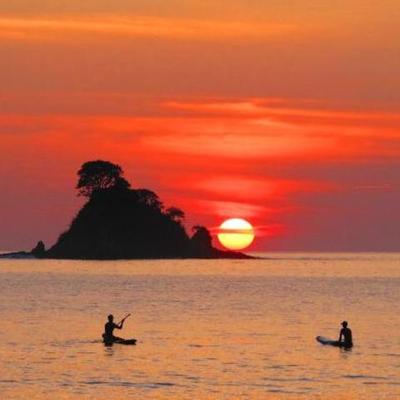 Timeline: La Vida de Maximiliano