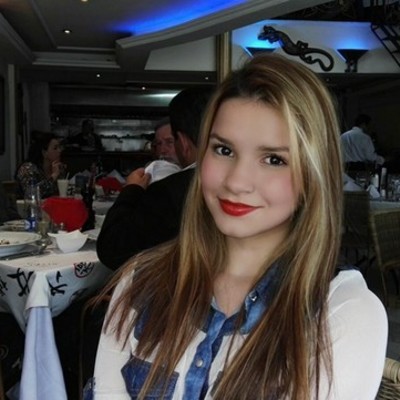 Timeline: Linea de Tiempo Carolina Parra