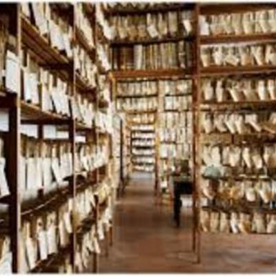 Timeline: HISTORIA DE LOS ARCHIVOS