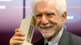 Timeline: The Evolution Of Moblie Devices from 1970 to 2010
