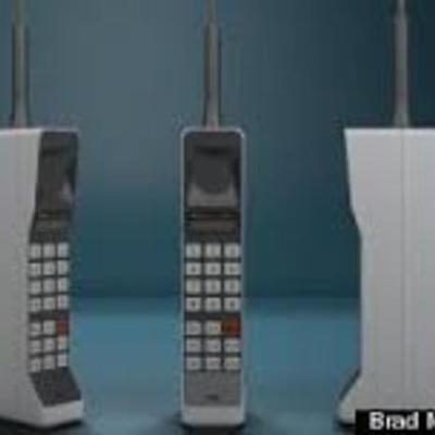 Timeline: Cell phone 1970-2010