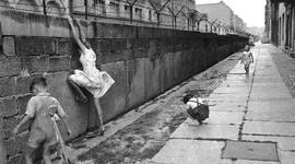 Timeline: The Berlin Wall