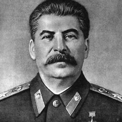 Timeline: Iósif Stalin