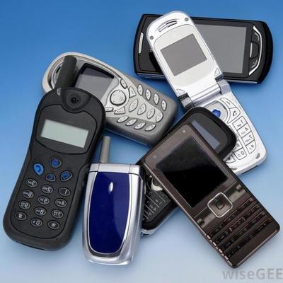 Timeline: Arielle Souza Liberty: cell phones through time