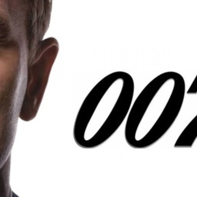 Timeline: Полувековая "бондиана"