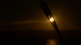 Timeline: Από το σκοτάδι στο φως