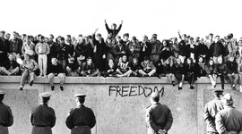 Timeline: Berlin Wall