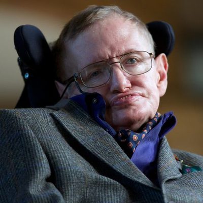 Timeline: Vida y obra de stephen hawking