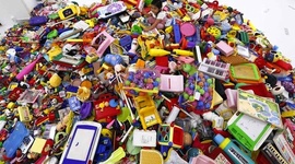 Timeline: History of Toys - 2015