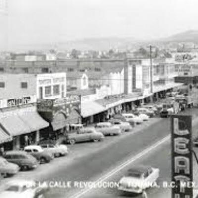 Timeline: Avenida Revolución